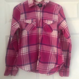 American Eagle pink flannel button down shirt